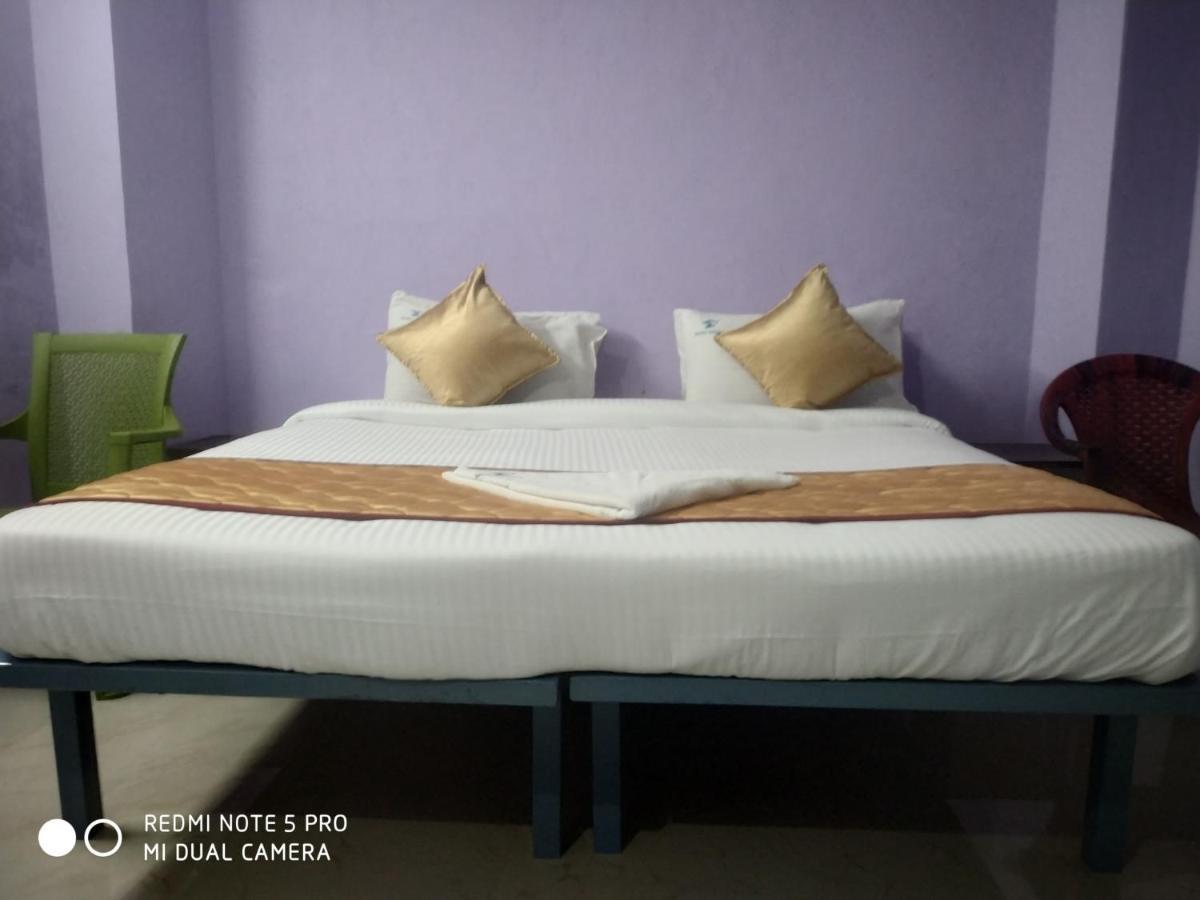 Skyry Hotel Iyyapanthangal Chennai Exteriör bild